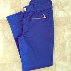 Juniors size 3 electric blue front zipper.